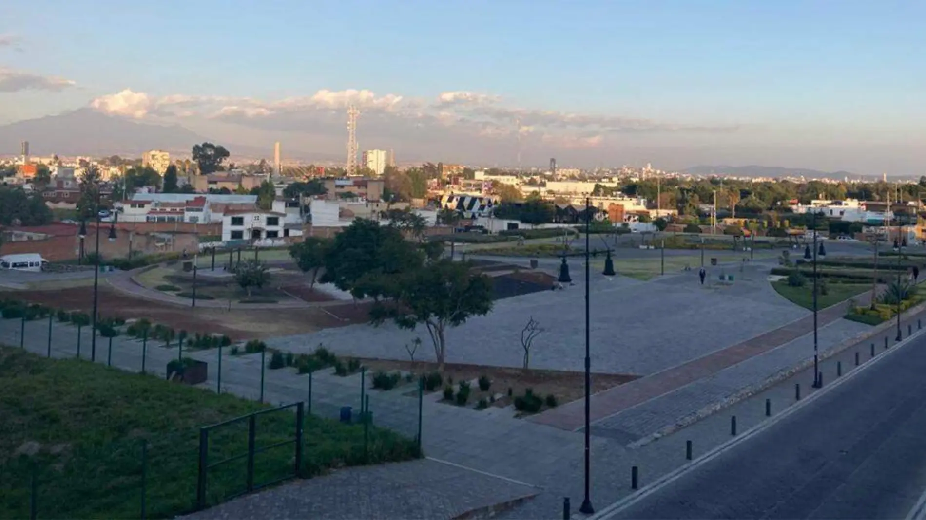 En la colonia Lázaro Cárdenas de San Andrés Cholula se ha detectado que varios pobladores pagan impuestos en el Ayuntamiento de San Pedro Cholula